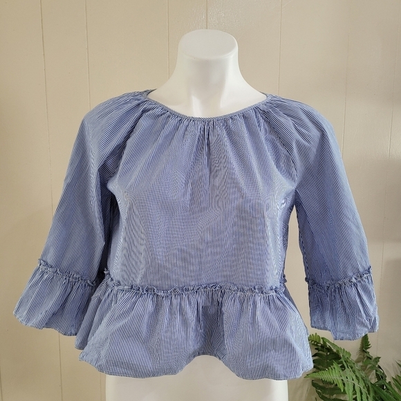 Soprano Blue Striped Top Bell Sleeve Blouse Sz L - Picture 1 of 11
